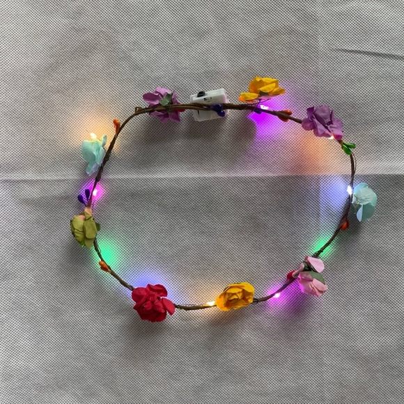 New Light-up Flower Lei Garland Party Decor 2 Floral Multicolor Necklace Set - Picture 5 of 6